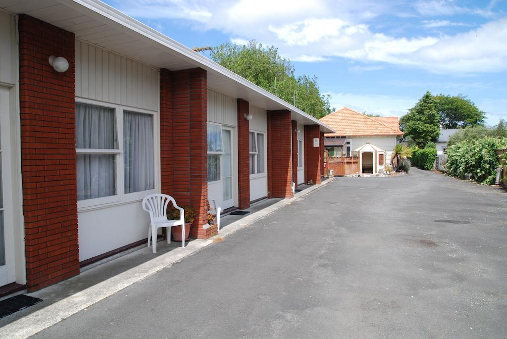 Manhattan Lodge Motel Hamilton Exterior foto
