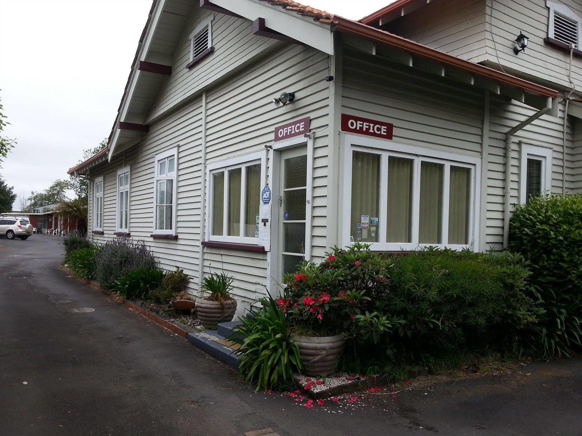 Manhattan Lodge Motel Hamilton Exterior foto